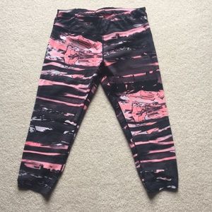 Calvin Klein performance Capri leggings